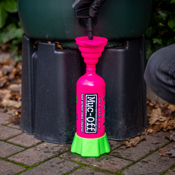 Muc-Off Collapsible Silicone Funnel