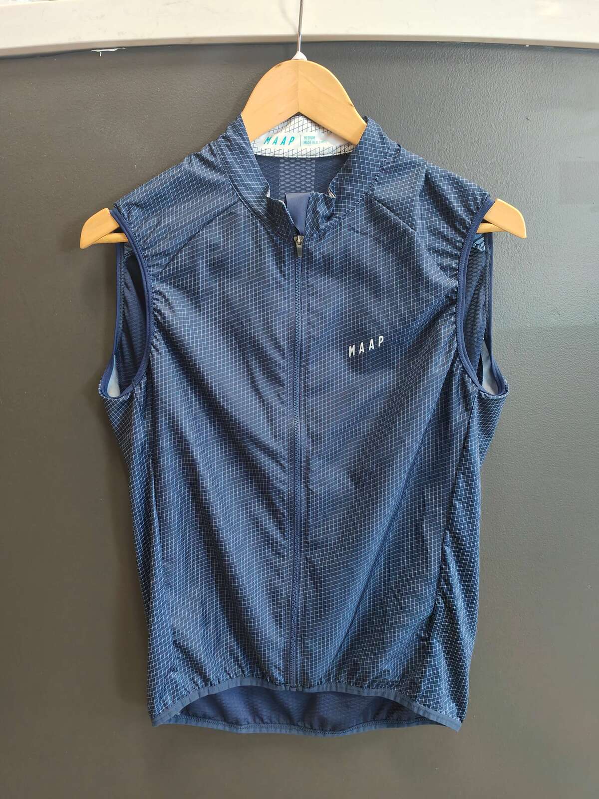 #colour_navy