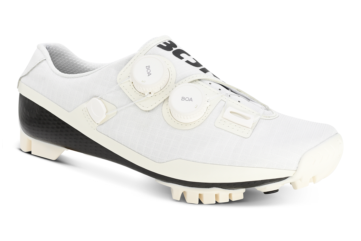 Bont Vaypor SL G White gravel and MTB cycling shoe, three-quarter view