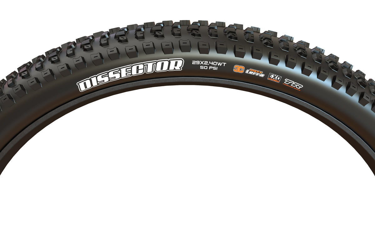 Maxxis Dissector black tyre – sidewall and tread detail