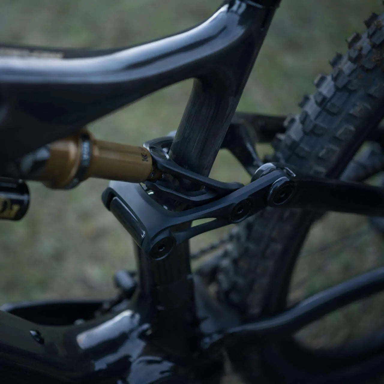 2026 Amflow PL Carbon Pro E-MTB