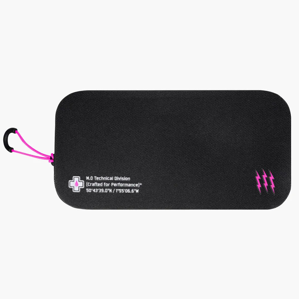 Muc-Off Waterproof Essentials Case [Colour: Black]