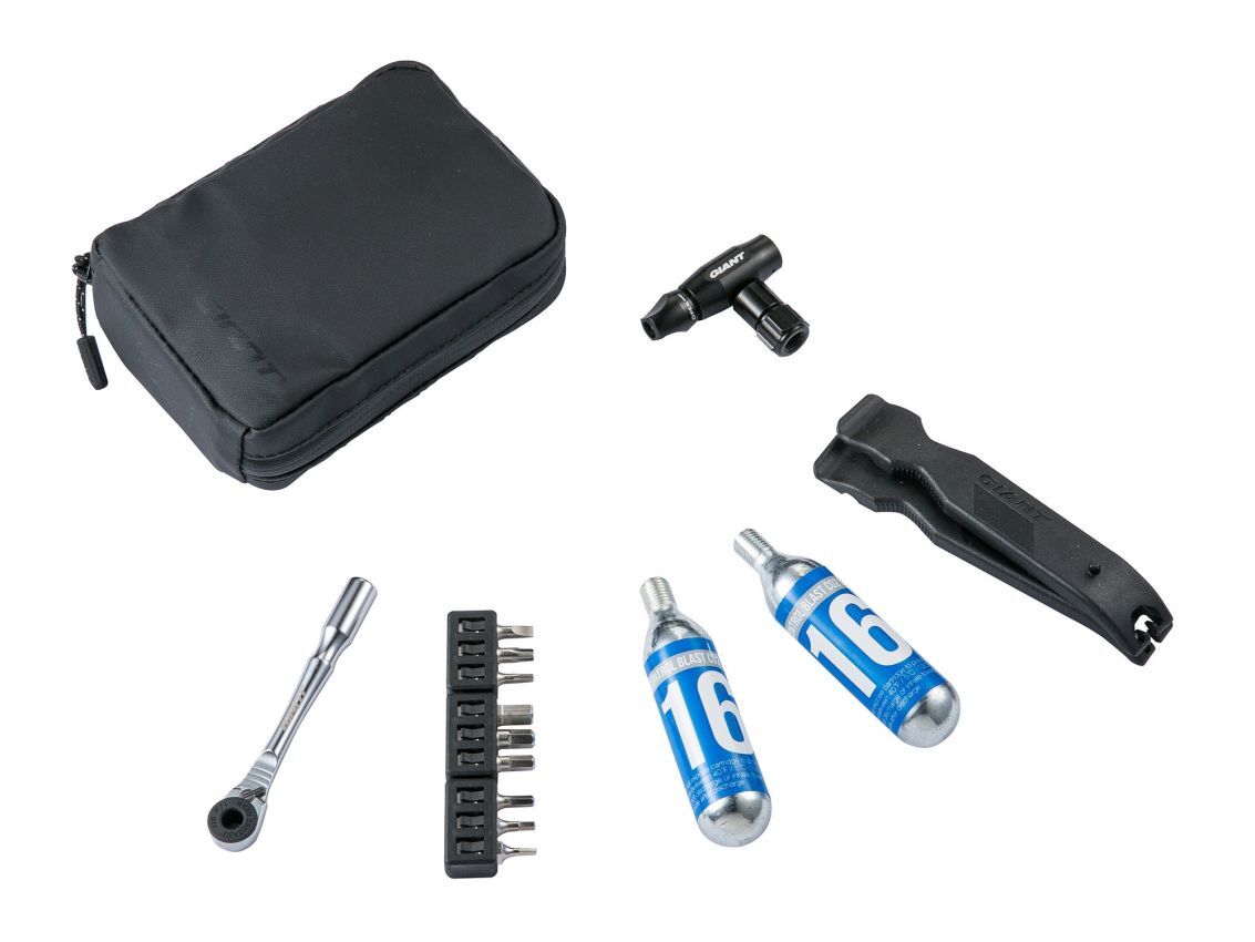 Giant Combo Kit Road w Tools & CO2