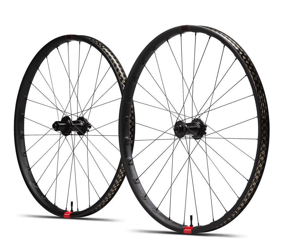 Reserve 30 HD Carbon Wheelset - Industry Nine Hydra CL Microspline Front 15x110 Rear 12x148
