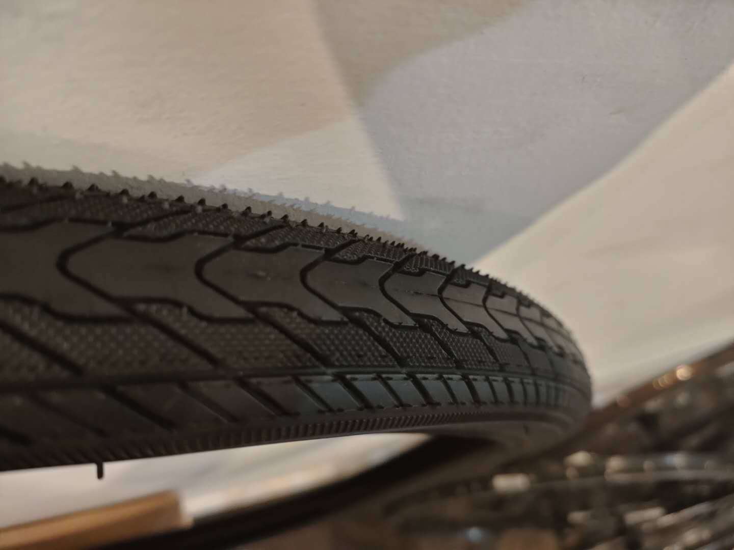 Duro Tyre [Size: 28 x 1.75] [Colour: Black] Easy Rider