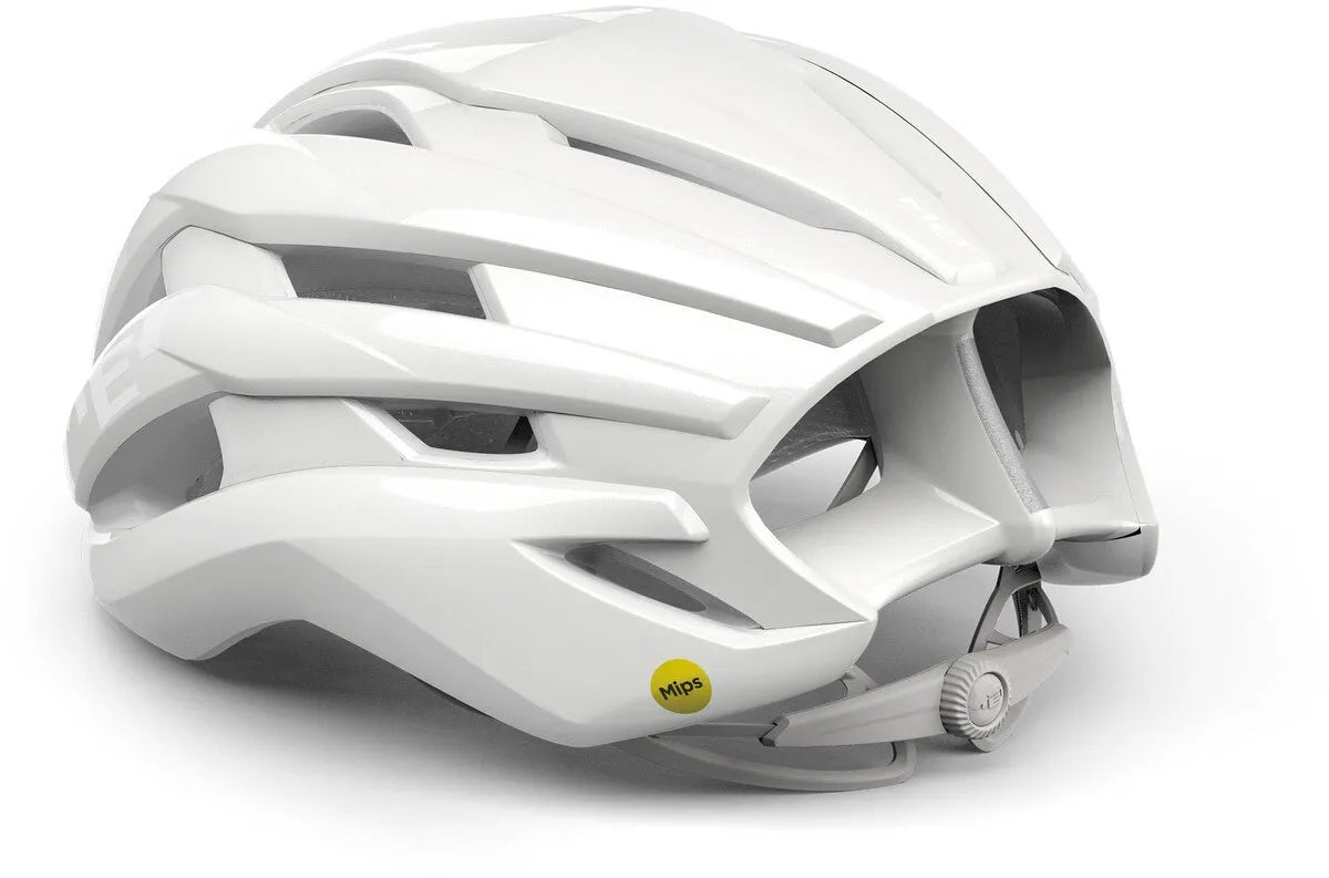 #colour_absolute white