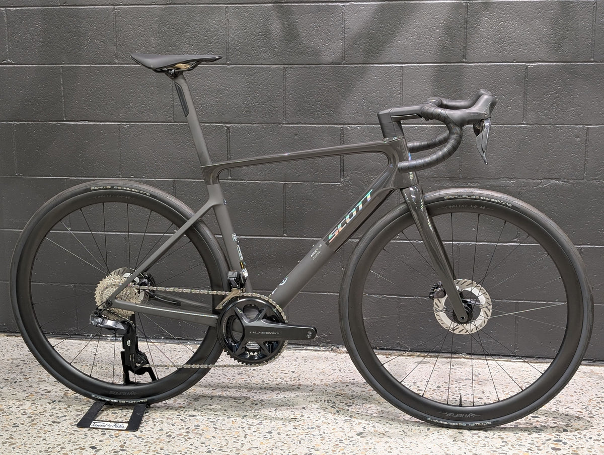 Scott Addict RC 20 - Lightweight Climbing Road Bike