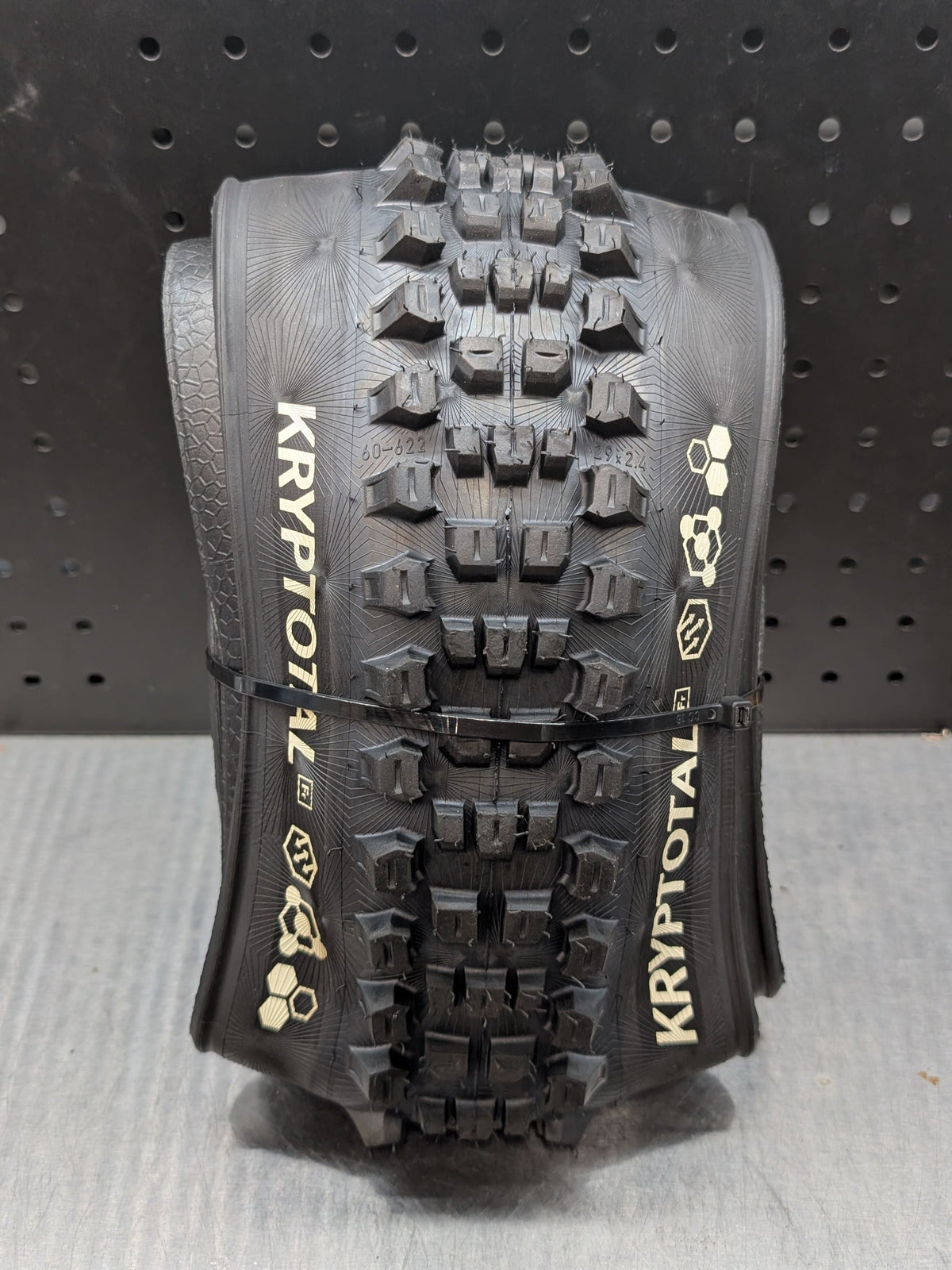 Continental Kryptotal Front Tyre - 29x2.40" / Enduro Casing / Super Soft Compound - Second Spin
