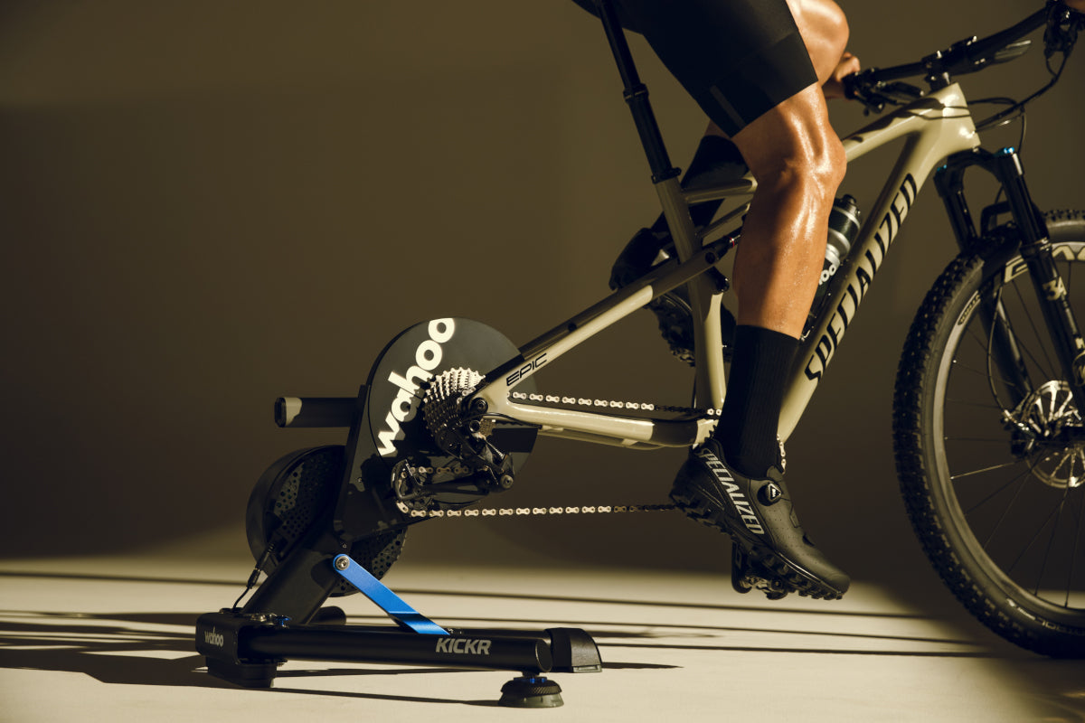 Wahoo KICKR V5 Direct-Drive Smart Trainer w Axis Feet