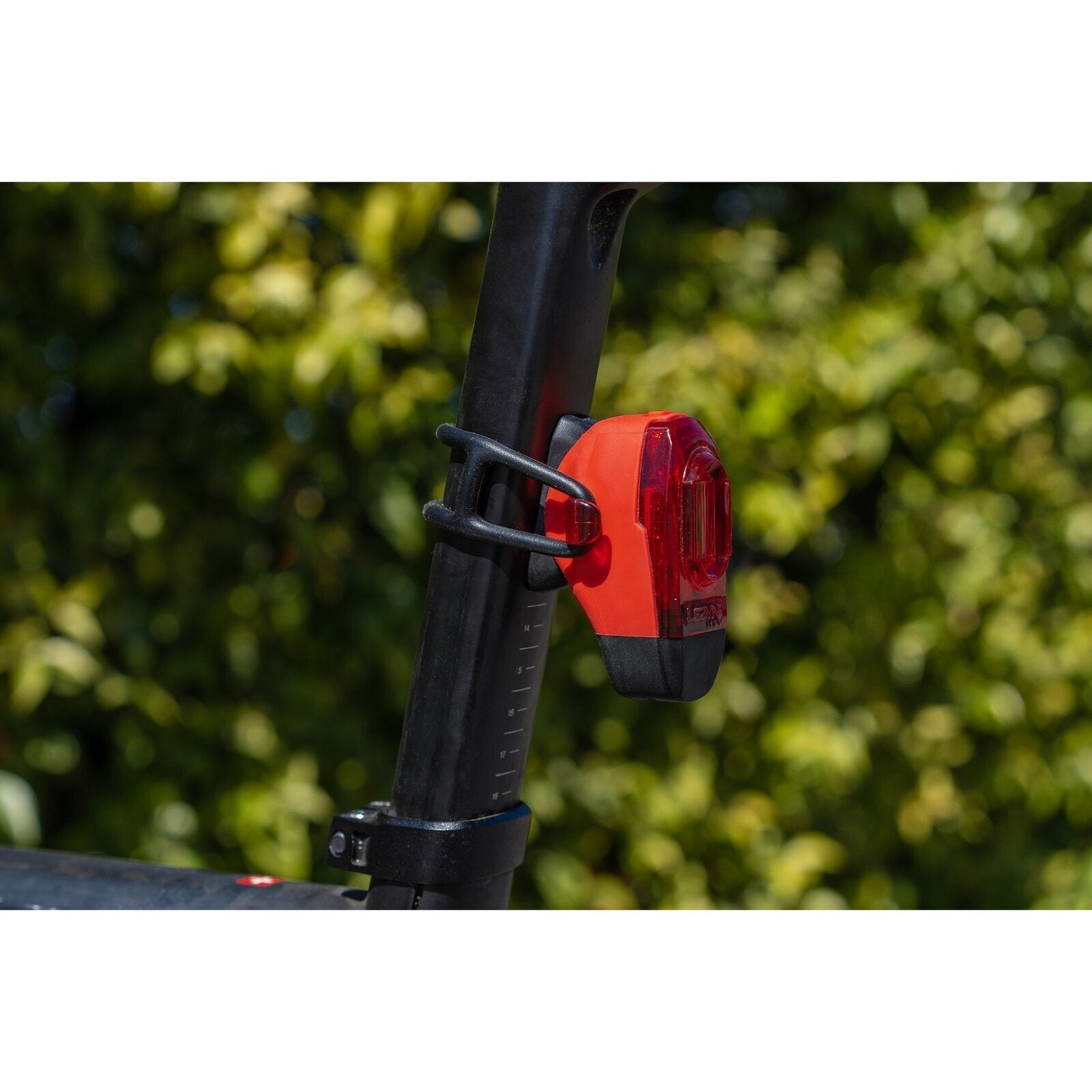 Lezyne D-Shape Rubber Seatpost Adaptor detail